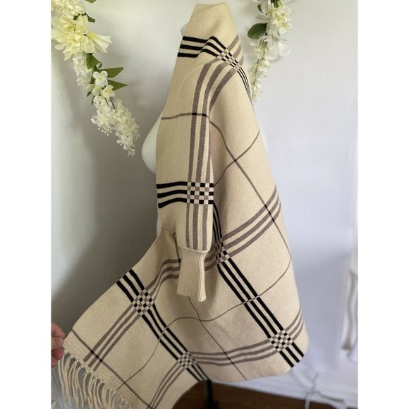 Vintage Beige Gray Tartan Plaid Wrap Sweater One Size - Picture 9 of 10